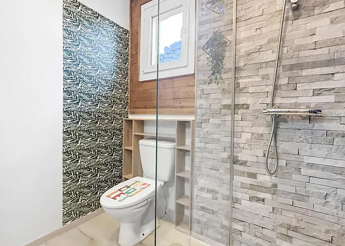 Terrasse, Parking & Confort Au Coeur De *